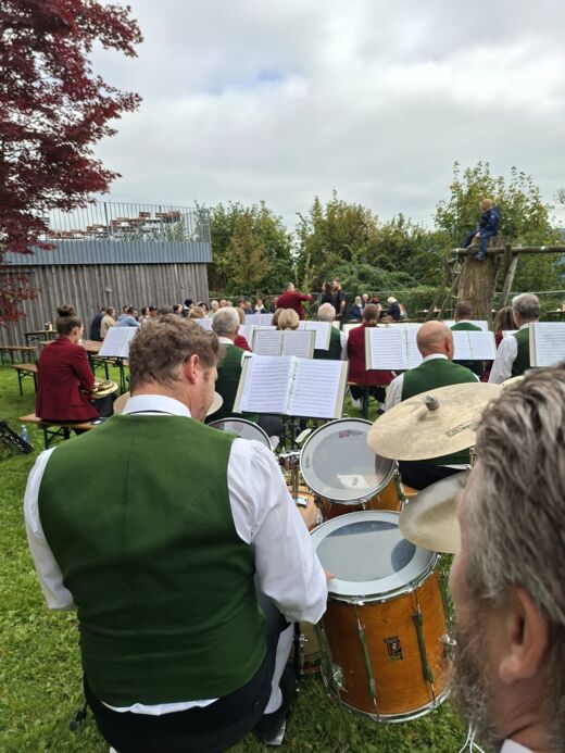 WhatsApp Image 2025-10-12 at 18.54.41