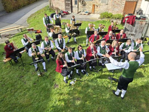 WhatsApp Image 2025-10-11 at 19.01.16